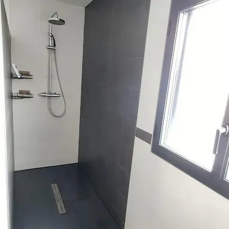 Maison Spacieuse 4 Moyon