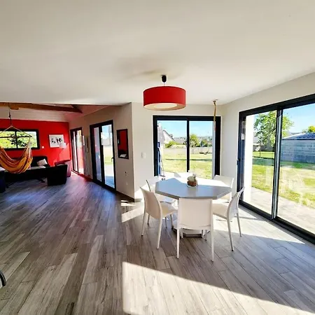Maison Spacieuse 4 Дом отдыха Moyon